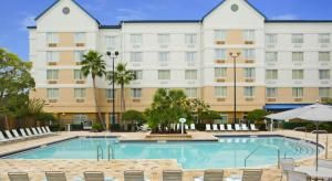 Fairfield Marriott Village - Piscina