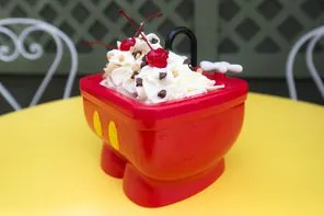 Mickey Sink Sundae